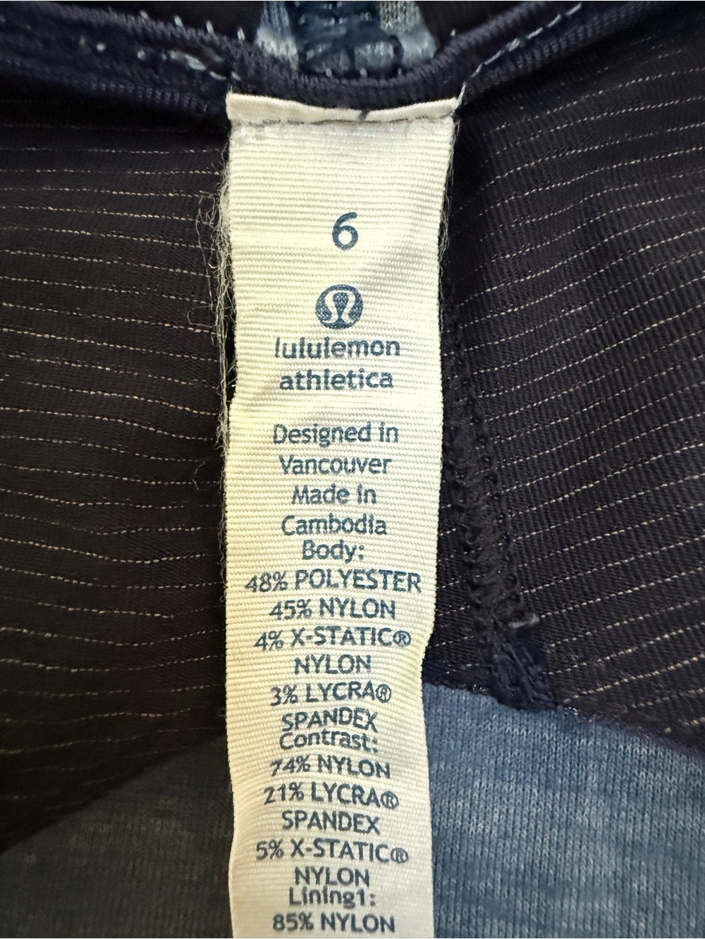 Lululemon Tank Top Size 6 Blue Gray Criss Cross Built In Bra Athletic Yoga EUC - Picture 6 of 8